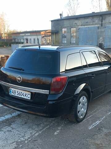 Черный Опель Астра, объемом двигателя 1.8 л и пробегом 260 тыс. км за 5200 $, фото 30 на Automoto.ua