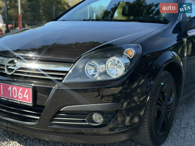 Черный Опель Астра, объемом двигателя 1.6 л и пробегом 241 тыс. км за 5700 $, фото 10 на Automoto.ua