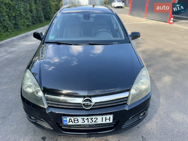 Чорний Опель Астра, об'ємом двигуна 1.6 л та пробігом 230 тис. км за 4200 $, фото 9 на Automoto.ua