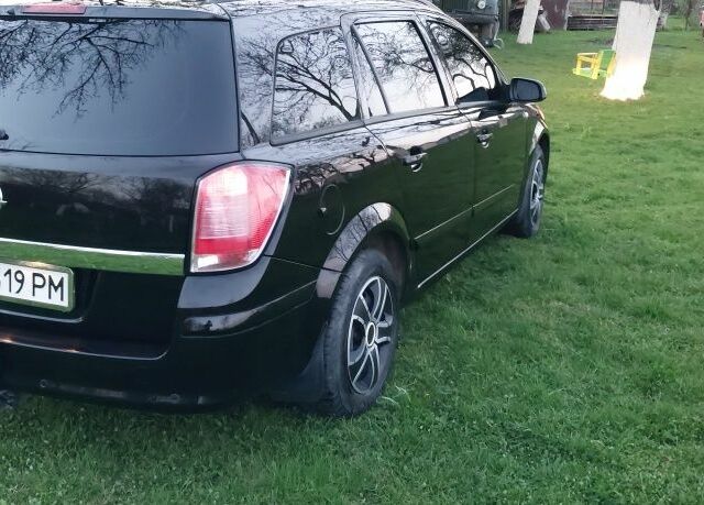 Чорний Опель Астра, об'ємом двигуна 1.6 л та пробігом 300 тис. км за 5200 $, фото 4 на Automoto.ua
