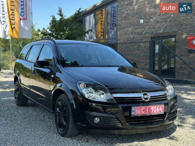 Черный Опель Астра, объемом двигателя 1.6 л и пробегом 241 тыс. км за 5700 $, фото 1 на Automoto.ua