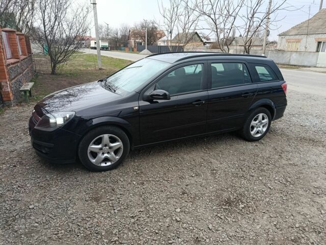 Черный Опель Астра, объемом двигателя 0 л и пробегом 230 тыс. км за 5500 $, фото 2 на Automoto.ua