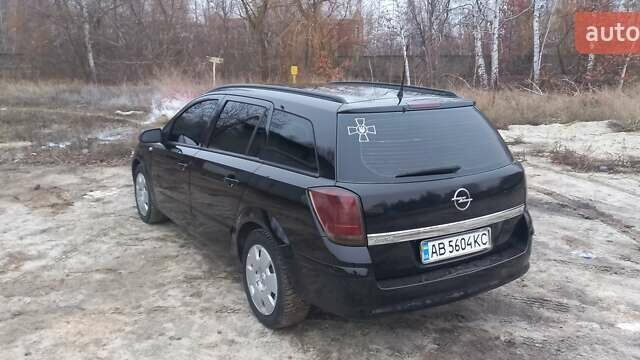 Черный Опель Астра, объемом двигателя 1.8 л и пробегом 260 тыс. км за 5200 $, фото 27 на Automoto.ua