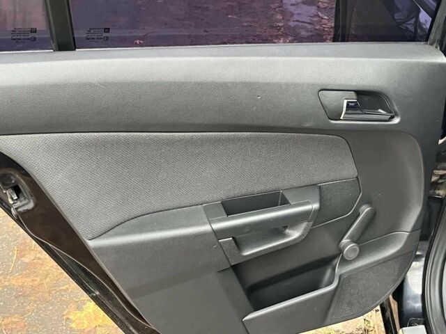 Чорний Опель Астра, об'ємом двигуна 1.6 л та пробігом 340 тис. км за 5190 $, фото 23 на Automoto.ua