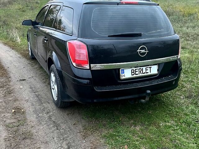 Опель Астра 2006 в Каменское - Днепродзержинск на Automoto.ua Черный Опель Астра, объемом двигателя 1.6 л и пробегом 330 тыс. км за 5200 $, фото 1 на Automoto.ua
