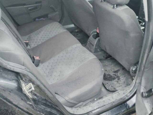 Чорний Опель Астра, об'ємом двигуна 1.6 л та пробігом 330 тис. км за 3000 $, фото 6 на Automoto.ua