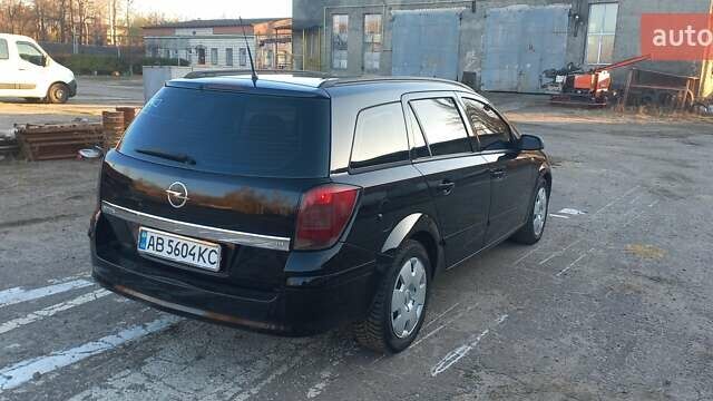 Черный Опель Астра, объемом двигателя 1.8 л и пробегом 260 тыс. км за 5200 $, фото 31 на Automoto.ua
