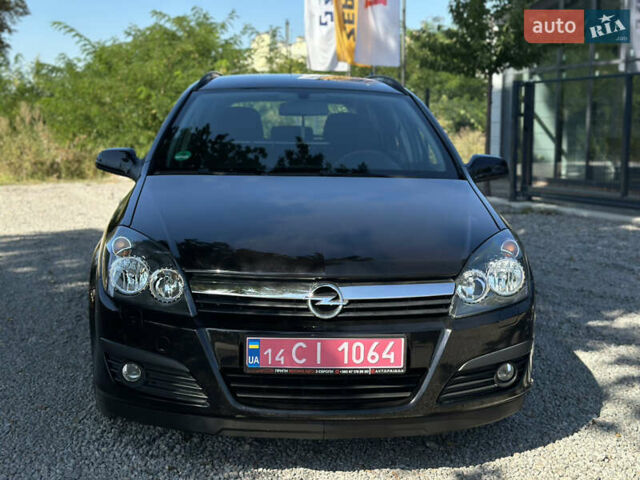 Черный Опель Астра, объемом двигателя 1.6 л и пробегом 241 тыс. км за 5700 $, фото 5 на Automoto.ua