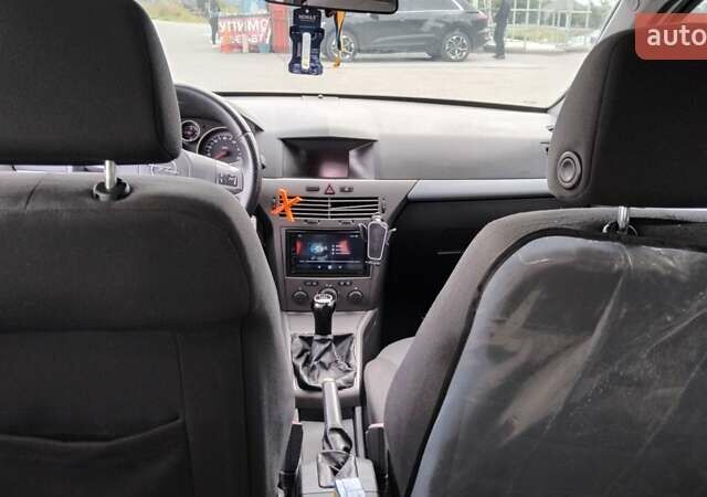 Чорний Опель Астра, об'ємом двигуна 1.2 л та пробігом 340 тис. км за 3900 $, фото 37 на Automoto.ua