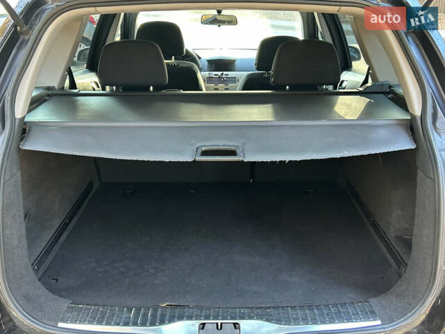 Чорний Опель Астра, об'ємом двигуна 1.3 л та пробігом 297 тис. км за 3999 $, фото 24 на Automoto.ua