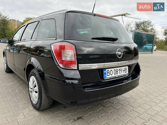 Черный Опель Астра, объемом двигателя 1.6 л и пробегом 223 тыс. км за 5750 $, фото 9 на Automoto.ua