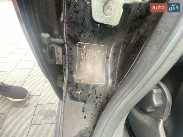 Чорний Опель Астра, об'ємом двигуна 1.6 л та пробігом 250 тис. км за 3600 $, фото 4 на Automoto.ua
