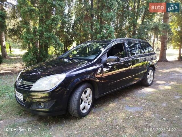 Черный Опель Астра, объемом двигателя 1.6 л и пробегом 228 тыс. км за 5800 $, фото 9 на Automoto.ua