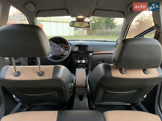 Черный Опель Астра, объемом двигателя 1.91 л и пробегом 286 тыс. км за 5550 $, фото 51 на Automoto.ua