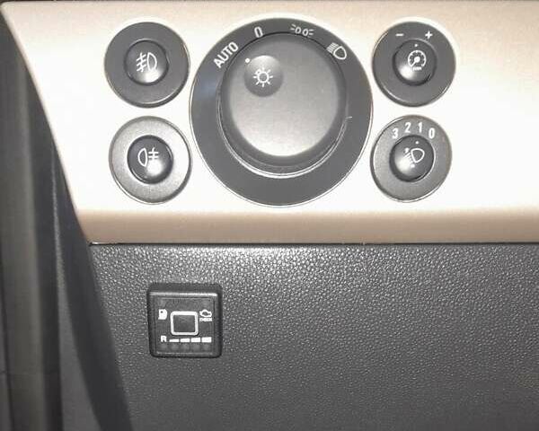 Чорний Опель Астра, об'ємом двигуна 1.6 л та пробігом 207 тис. км за 5400 $, фото 13 на Automoto.ua