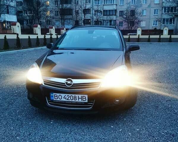 Чорний Опель Астра, об'ємом двигуна 1.6 л та пробігом 245 тис. км за 4950 $, фото 8 на Automoto.ua