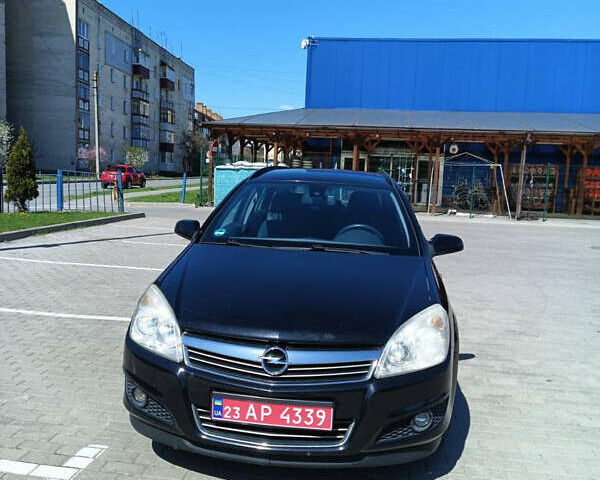Черный Опель Астра, объемом двигателя 0 л и пробегом 230 тыс. км за 4850 $, фото 3 на Automoto.ua