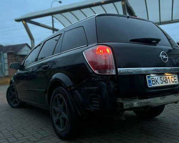 Чорний Опель Астра, об'ємом двигуна 1.91 л та пробігом 369 тис. км за 3600 $, фото 3 на Automoto.ua