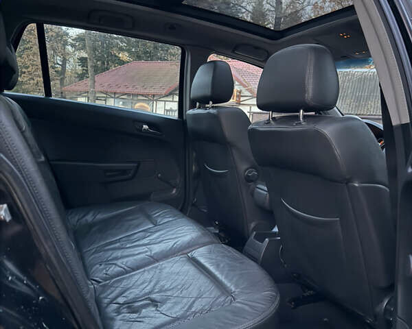 Черный Опель Астра, объемом двигателя 1.6 л и пробегом 310 тыс. км за 4000 $, фото 8 на Automoto.ua