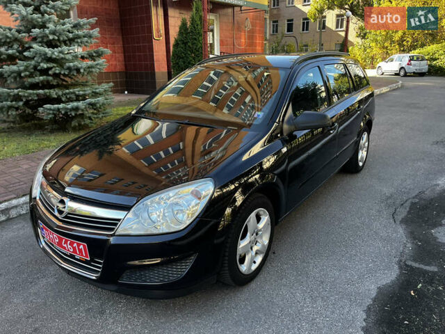 Чорний Опель Астра, об'ємом двигуна 1.6 л та пробігом 195 тис. км за 5700 $, фото 3 на Automoto.ua