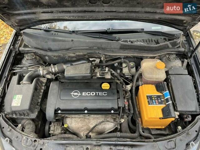 Чорний Опель Астра, об'ємом двигуна 1.6 л та пробігом 200 тис. км за 5000 $, фото 11 на Automoto.ua