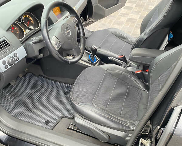 Чорний Опель Астра, об'ємом двигуна 1.25 л та пробігом 202 тис. км за 4500 $, фото 10 на Automoto.ua