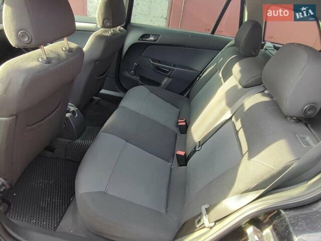 Опель Астра 2007 у Прилуках на Automoto.ua Чорний Опель Астра, об'ємом двигуна 1.6 л та пробігом 277 тис. км за 4500 $, фото 7 на Automoto.ua