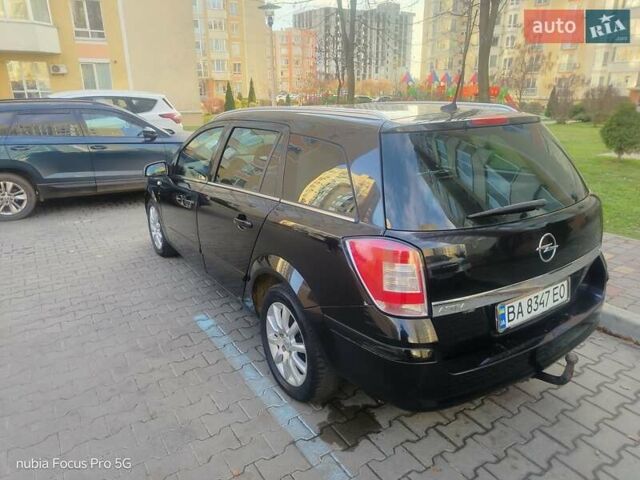 Черный Опель Астра, объемом двигателя 1.6 л и пробегом 281 тыс. км за 5150 $, фото 2 на Automoto.ua