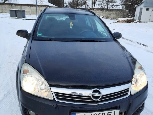 Черный Опель Астра, объемом двигателя 1.6 л и пробегом 240 тыс. км за 4350 $, фото 3 на Automoto.ua