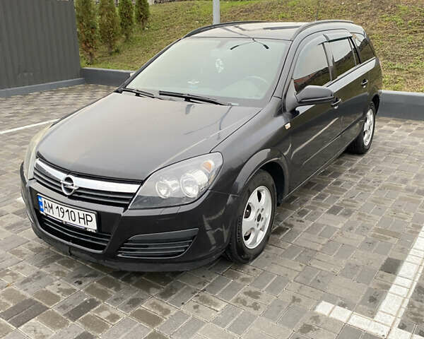 Чорний Опель Астра, об'ємом двигуна 1.25 л та пробігом 202 тис. км за 4500 $, фото 8 на Automoto.ua