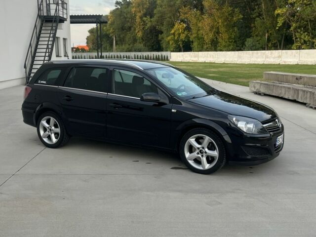 Черный Опель Астра, объемом двигателя 1.9 л и пробегом 270 тыс. км за 5200 $, фото 5 на Automoto.ua