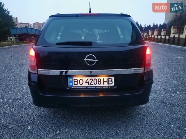 Чорний Опель Астра, об'ємом двигуна 1.6 л та пробігом 245 тис. км за 4950 $, фото 2 на Automoto.ua
