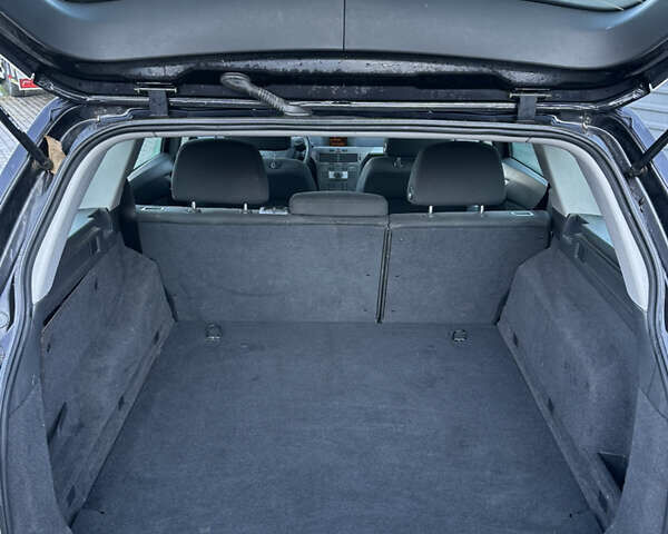 Черный Опель Астра, объемом двигателя 1.6 л и пробегом 228 тыс. км за 4400 $, фото 10 на Automoto.ua