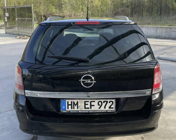 Чорний Опель Астра, об'ємом двигуна 1.6 л та пробігом 273 тис. км за 5200 $, фото 6 на Automoto.ua
