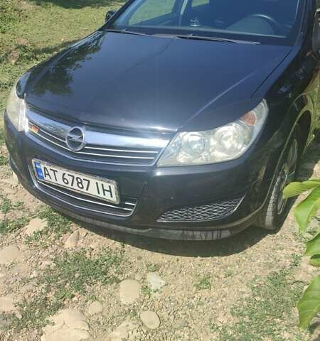 Чорний Опель Астра, об'ємом двигуна 1.6 л та пробігом 256 тис. км за 5200 $, фото 6 на Automoto.ua