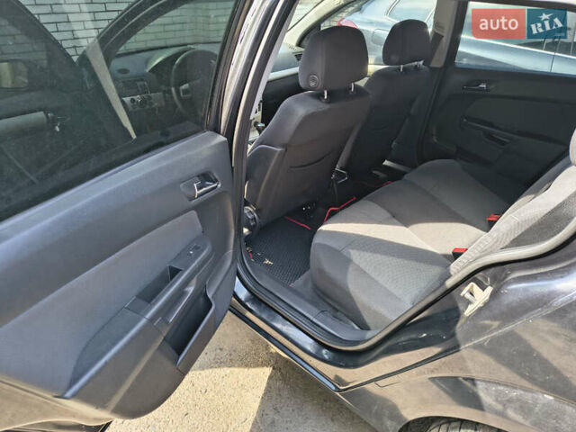 Чорний Опель Астра, об'ємом двигуна 1.91 л та пробігом 369 тис. км за 3600 $, фото 9 на Automoto.ua