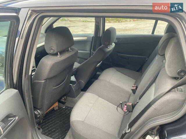 Опель Астра 2007 в Тернополе на Automoto.ua Черный Опель Астра, объемом двигателя 1.6 л и пробегом 245 тыс. км за 5500 $, фото 10 на Automoto.ua