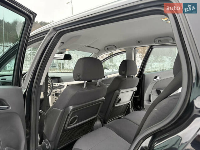 Черный Опель Астра, объемом двигателя 1.6 л и пробегом 236 тыс. км за 4950 $, фото 28 на Automoto.ua