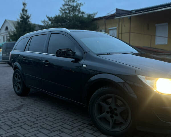 Чорний Опель Астра, об'ємом двигуна 1.91 л та пробігом 369 тис. км за 3600 $, фото 1 на Automoto.ua