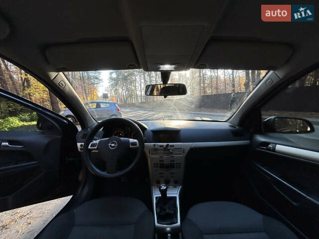Чорний Опель Астра, об'ємом двигуна 1.3 л та пробігом 297 тис. км за 3999 $, фото 35 на Automoto.ua