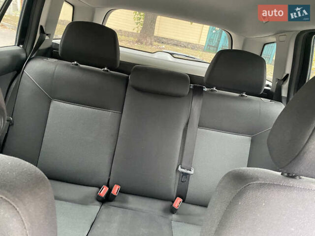 Черный Опель Астра, объемом двигателя 1.6 л и пробегом 231 тыс. км за 5200 $, фото 1 на Automoto.ua
