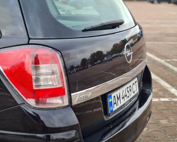 Опель Астра 2007 в Житомире на Automoto.ua Черный Опель Астра, объемом двигателя 1.9 л и пробегом 233 тыс. км за 4950 $, фото 20 на Automoto.ua