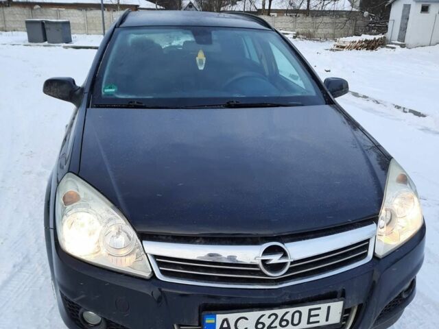 Черный Опель Астра, объемом двигателя 1.6 л и пробегом 240 тыс. км за 4350 $, фото 1 на Automoto.ua