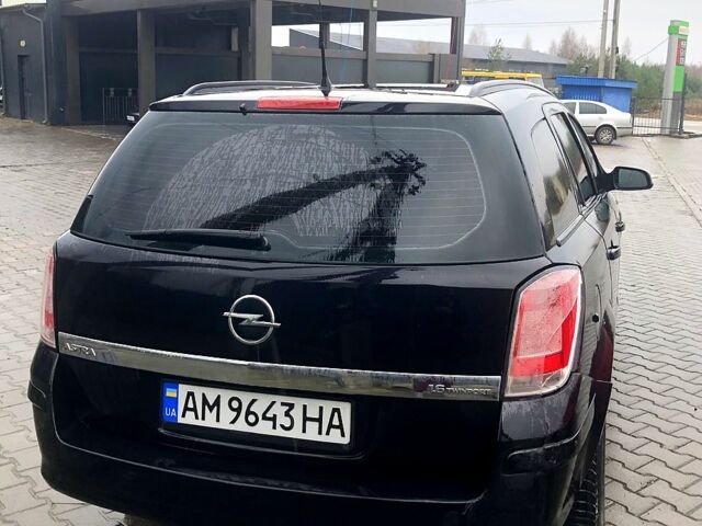 Черный Опель Астра, объемом двигателя 1.6 л и пробегом 227 тыс. км за 4300 $, фото 2 на Automoto.ua