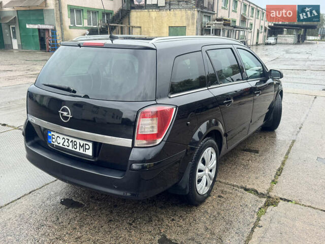 Черный Опель Астра, объемом двигателя 1.69 л и пробегом 300 тыс. км за 4500 $, фото 10 на Automoto.ua