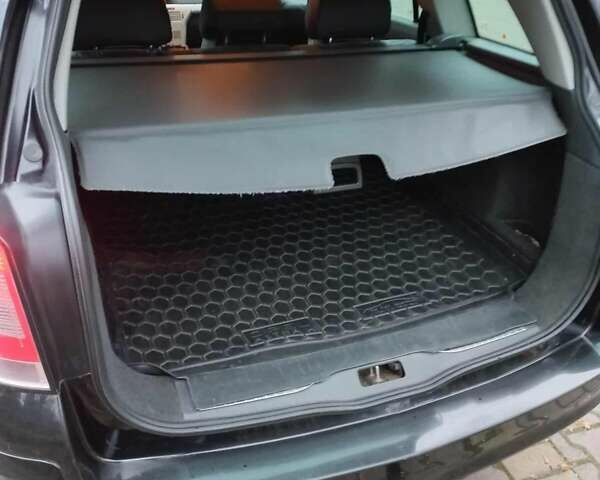 Чорний Опель Астра, об'ємом двигуна 1.6 л та пробігом 277 тис. км за 5500 $, фото 5 на Automoto.ua