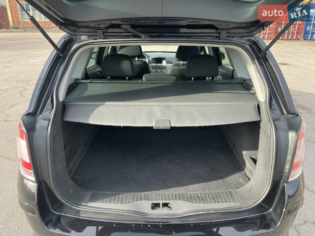 Черный Опель Астра, объемом двигателя 1.6 л и пробегом 239 тыс. км за 5350 $, фото 11 на Automoto.ua