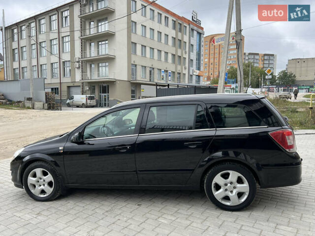Черный Опель Астра, объемом двигателя 1.6 л и пробегом 250 тыс. км за 4399 $, фото 7 на Automoto.ua
