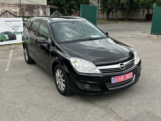 Черный Опель Астра, объемом двигателя 1.6 л и пробегом 219 тыс. км за 6800 $, фото 1 на Automoto.ua