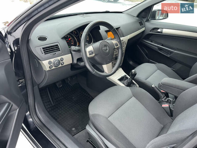 Чорний Опель Астра, об'ємом двигуна 1.6 л та пробігом 243 тис. км за 4750 $, фото 14 на Automoto.ua